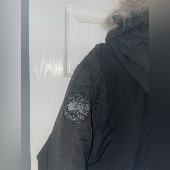 NWT Canada Goose Black Edgewood Parka - Picture 6 of 8